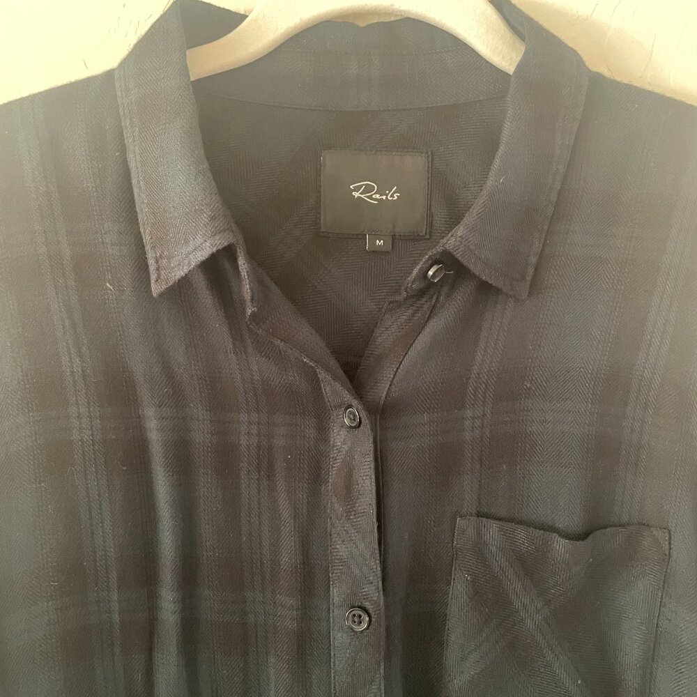 Womens Rails Flannel Button Down Top Size M. - image 2